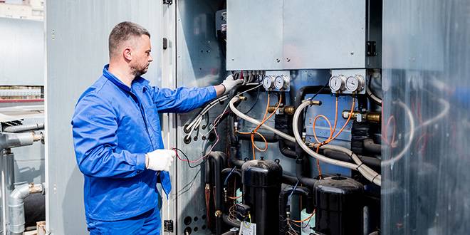 furnace repair tehnician